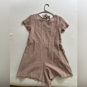 Nunui women’s size 8 (2-4 US) romper